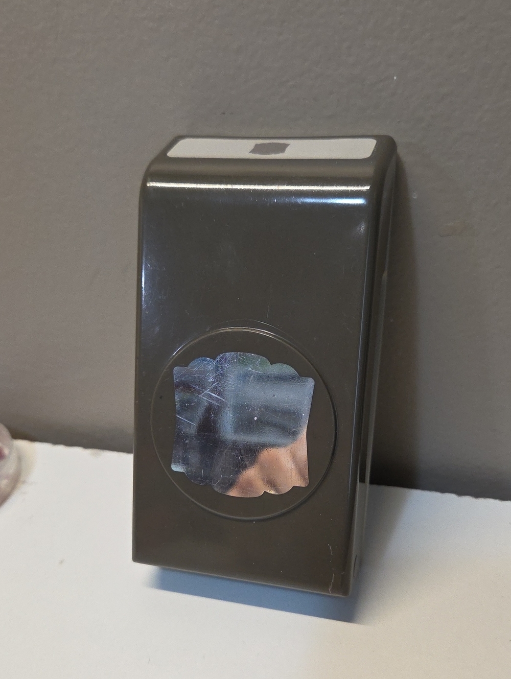 Artisan Label Paper Punch